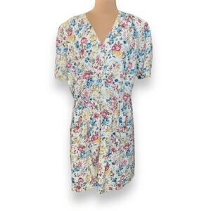 Vintage 90s Floral Romper Button Front Pockets Cream V-neck Short Sleeve Plus